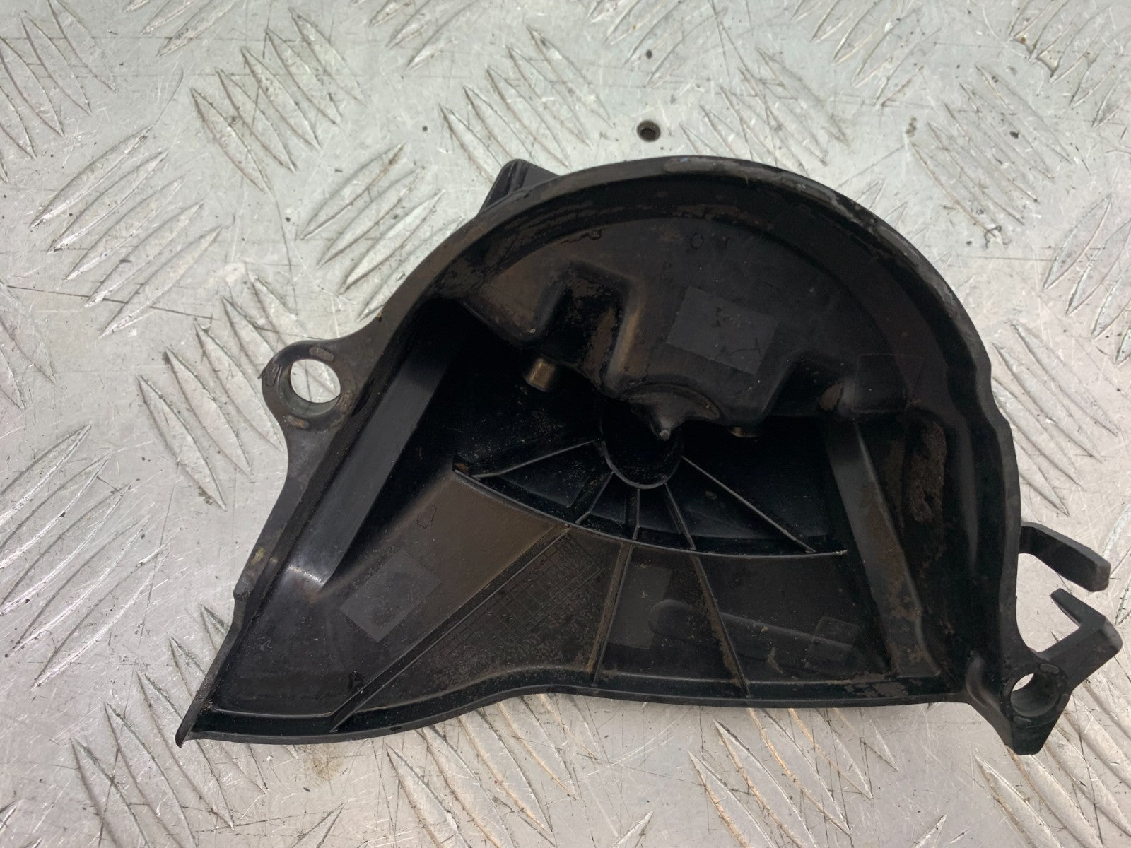 HONDA CBR1000 RR SPROCKET COVER  YEAR 2008-2011 (CMB1330)