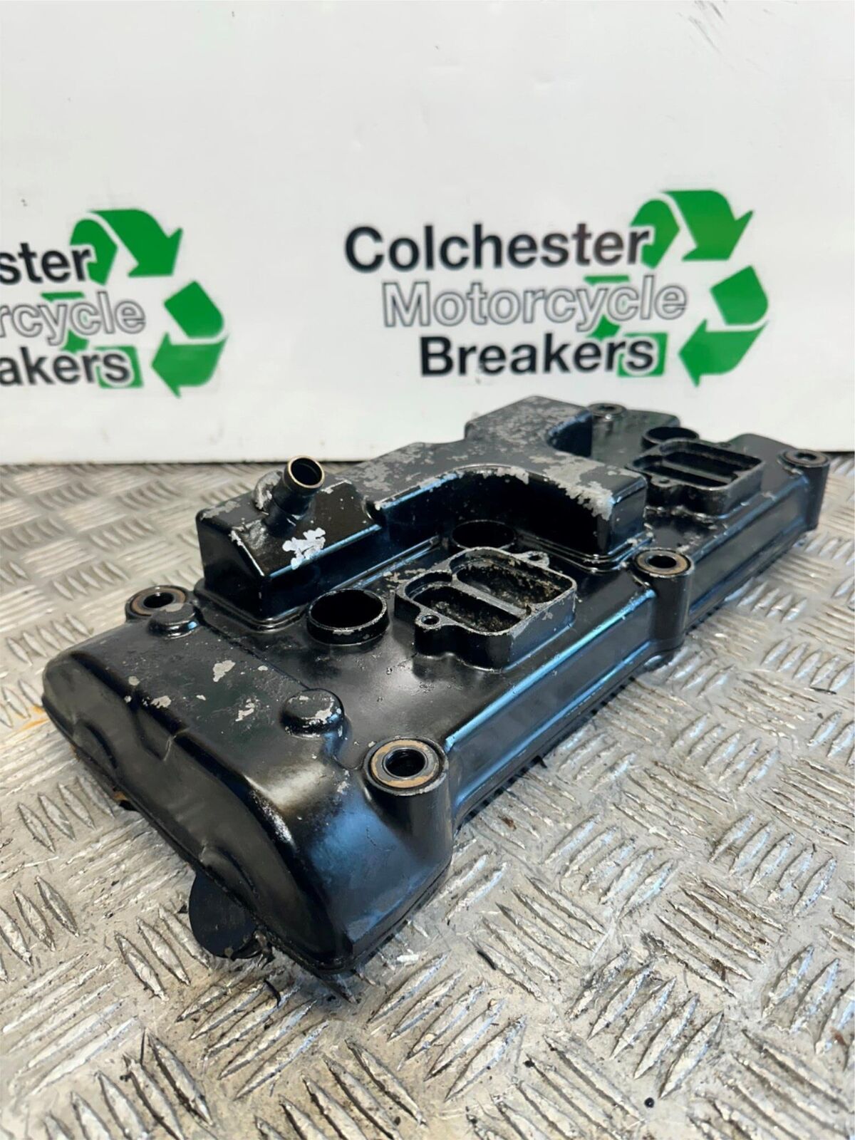 HONDA CBR1100 XX BLACKBIRD CYLINDER HEAD ROCKER COVER YEAR 1996-1998 (CMB1017)