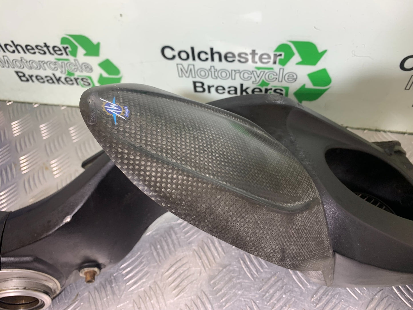 MV AGUSTA 800 F3 SWINGARM WITH CARBON HUGGER   YEAR 2013-2016 (CMB1152)