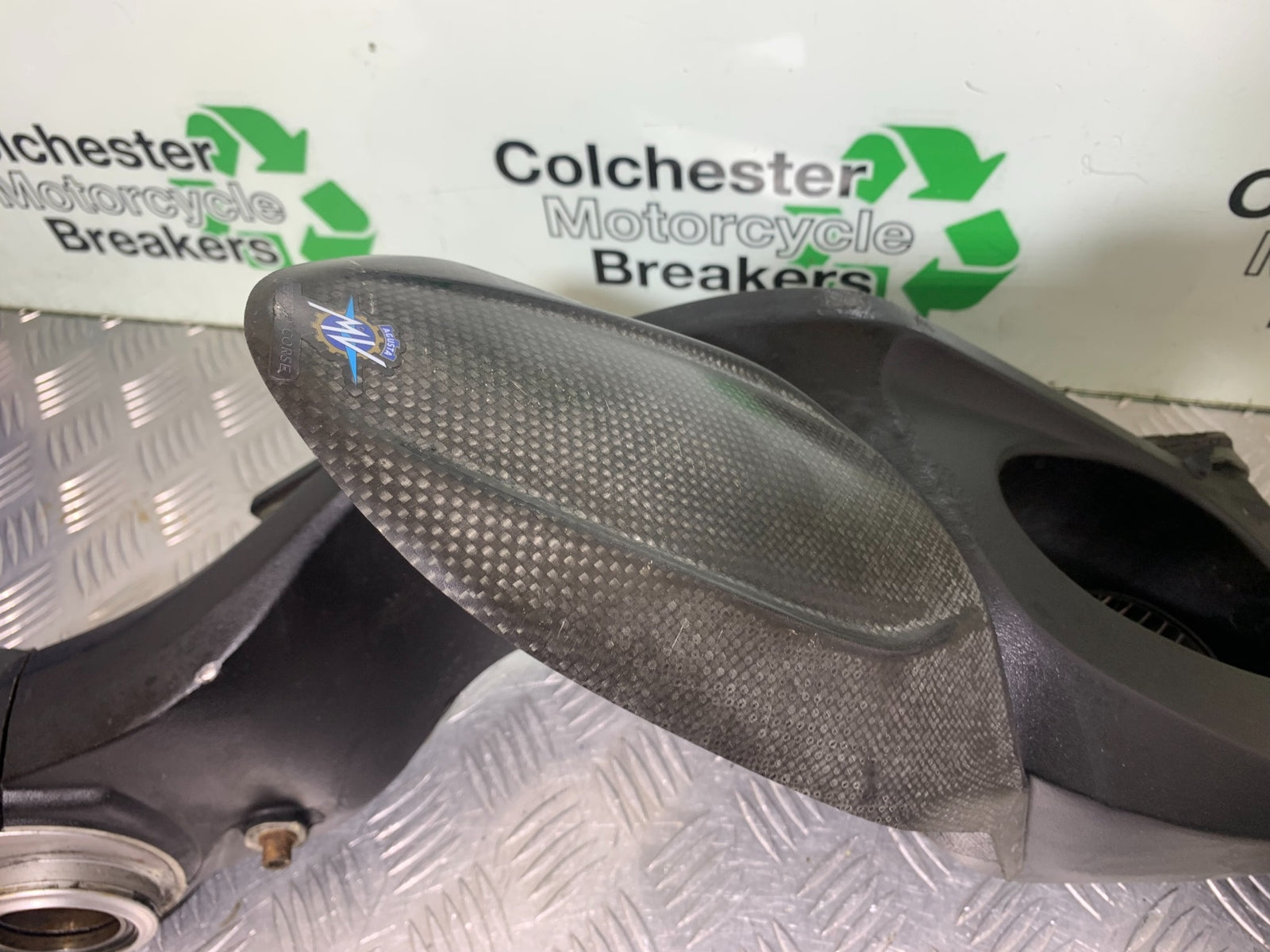 MV AGUSTA 800 F3 SWINGARM WITH CARBON HUGGER   YEAR 2013-2016 (CMB1152)