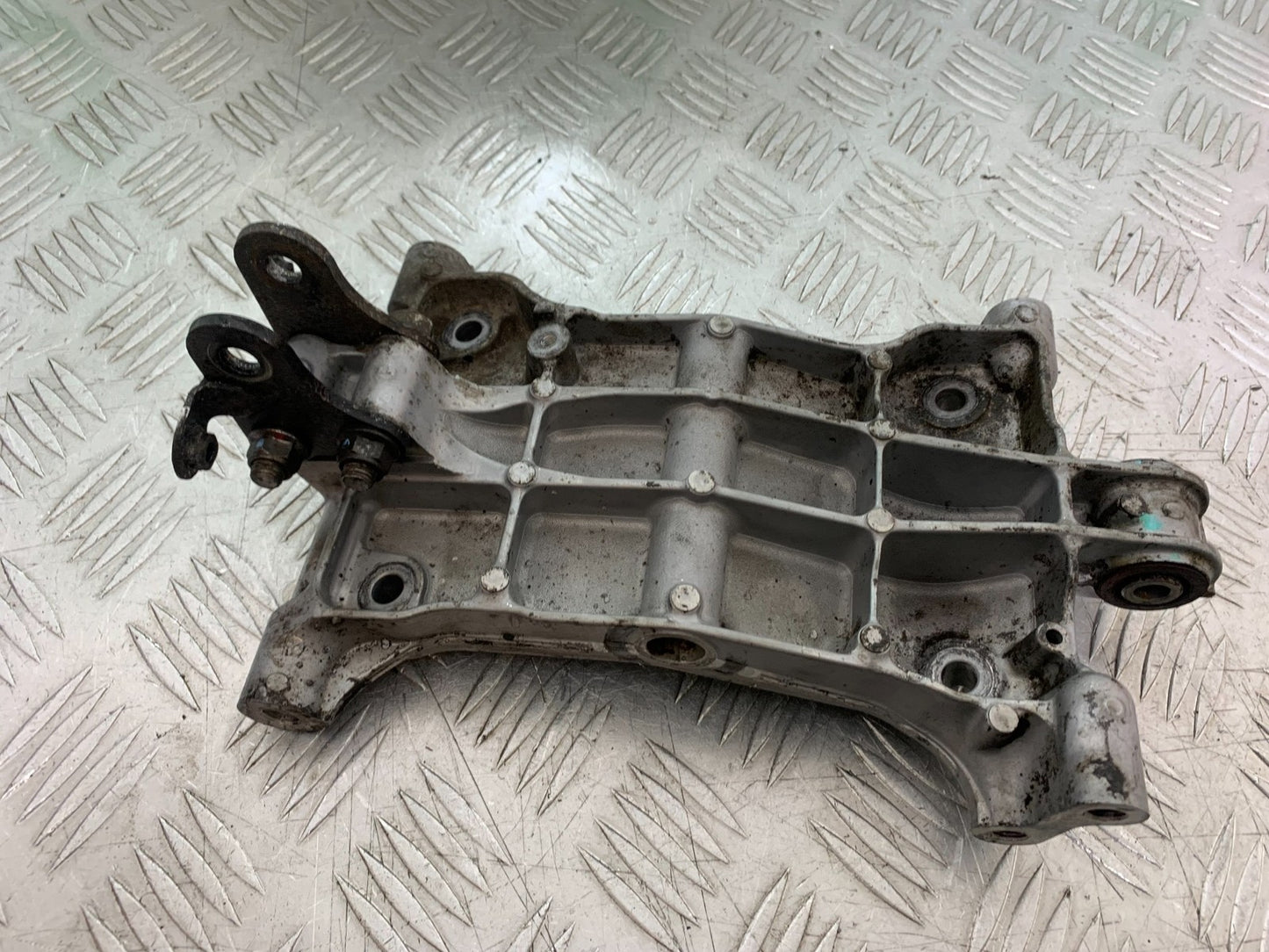 KAWASAKI NINJA 400 EX 400 ENGINE FRAME BRACKET  YEAR 2018-2022 (CMB1278)