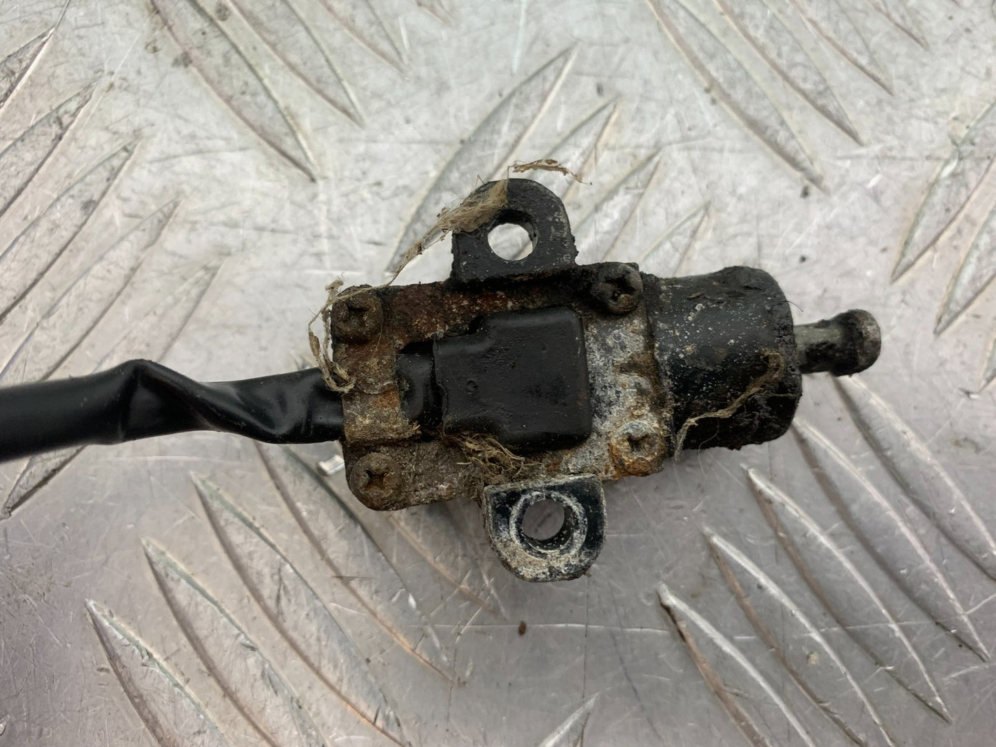 YAMAHA YBR125 CUSTOM SIDE STAND SWITCH  YEAR 2008-2016 (CMB1192)