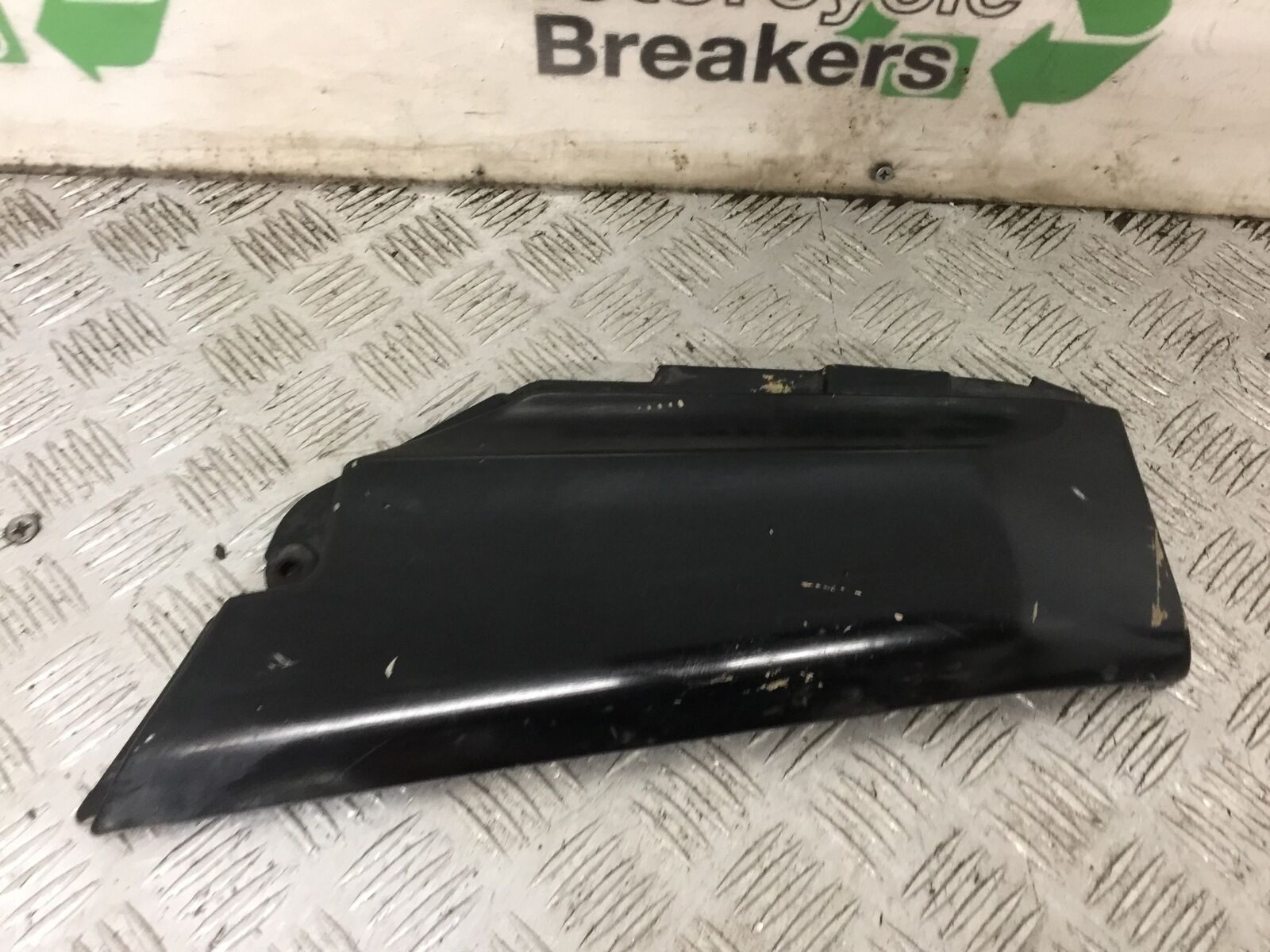 YAMAHA XTZ 750 SUPER TENERE LEFT TAIL PIECE   YEAR 1990-1995 (STOCK 889)