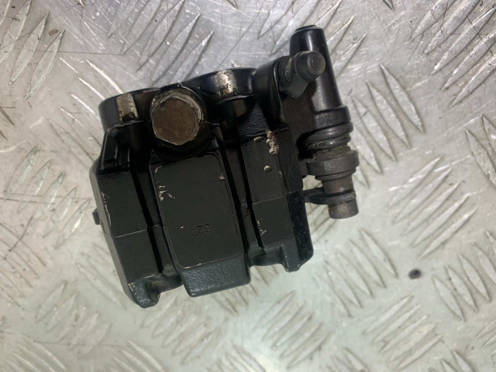 TRIUMPH 1050 SPRINT ST REAR BRAKE CALIPER  YEAR 2004-2007 (CMB1197)