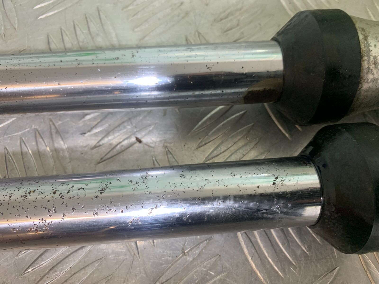 HONDA CX500 CX 500 FORKS YEAR 1978-81 (CMB1079)