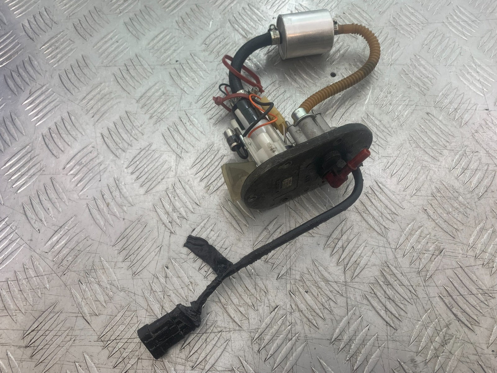 APRILIA 650 PAGASO STRADA PETROL PUMP  YEAR 2005-2010 (CMB1260)