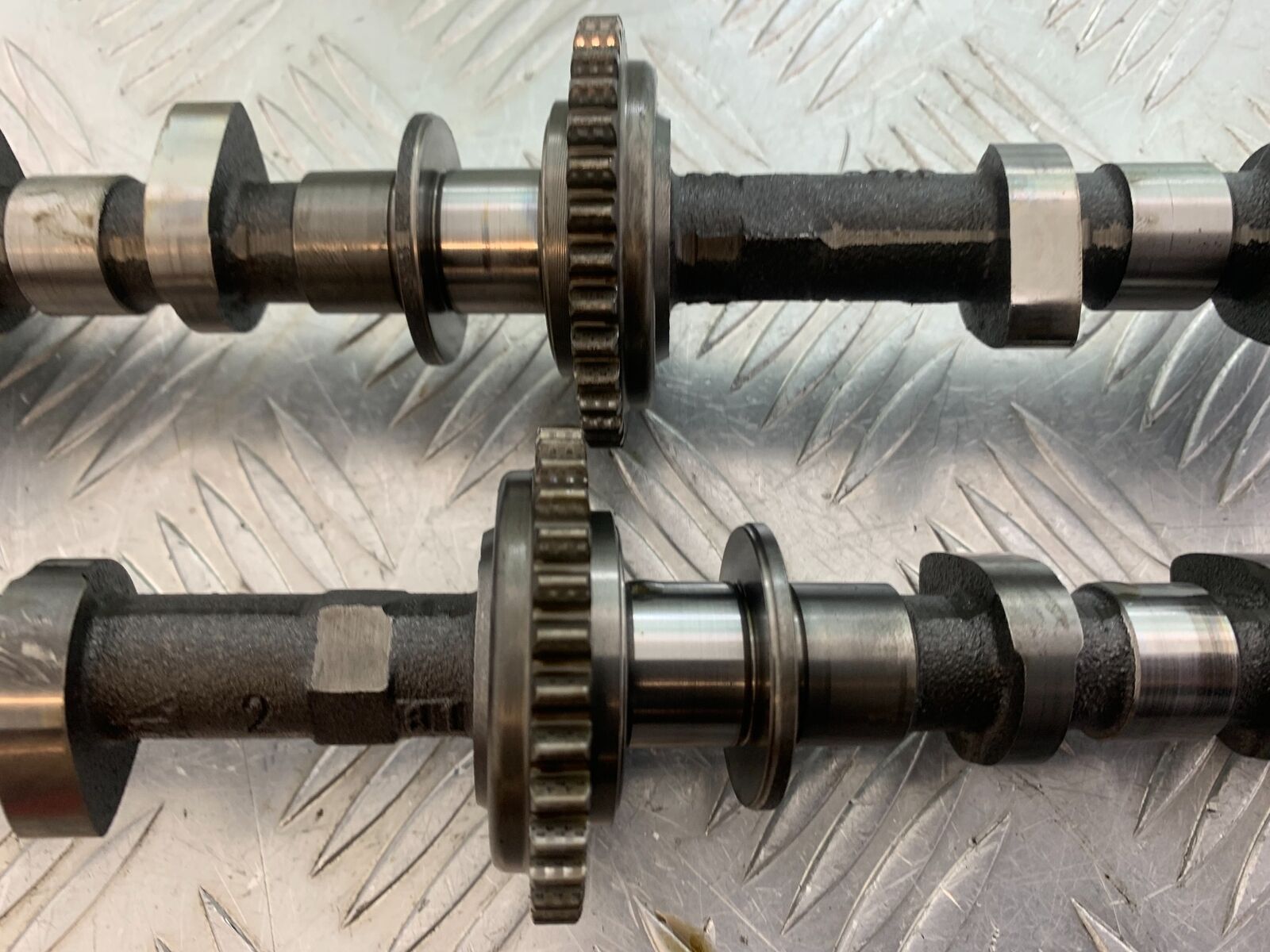 TRIUMPH THUNDERBIRD 1600 CAMSHAFTS  YEAR 2011 (CMB1107)