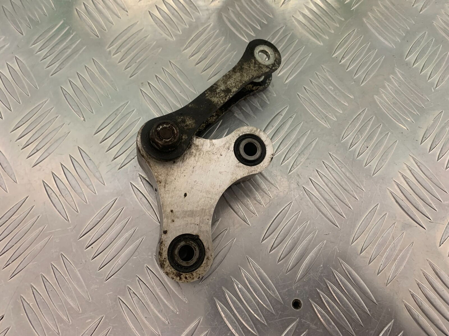 HONDA CB500 F CB500F REAR SHOCK LINKAGE  YEAR 2022 (STOCK 951)