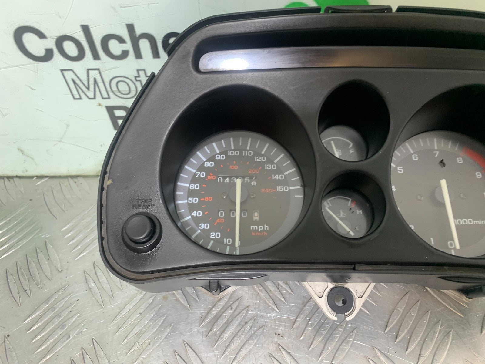 HONDA ST1100 PAN EUROPEAN CLOCK SPEEDO DASH YEAR 1993-2001 (CMB1195)