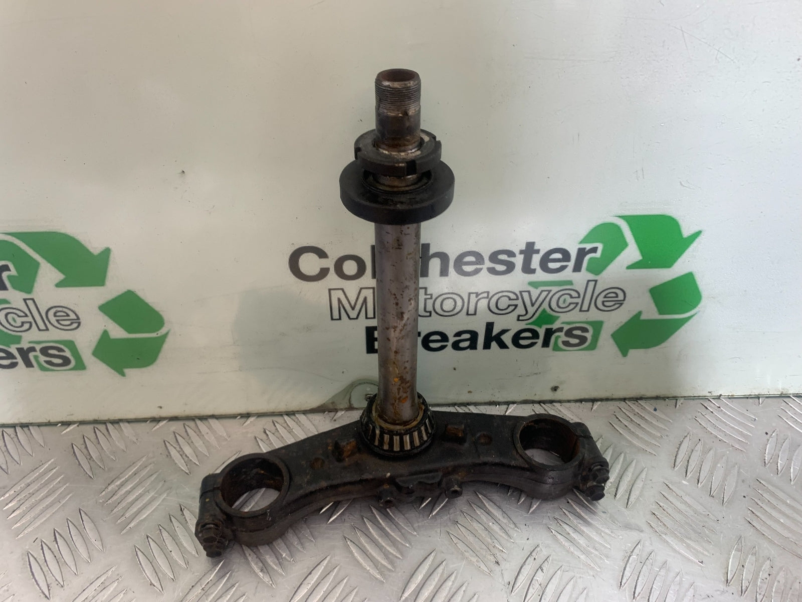 SUZUKI GSF650 GSF 650 BOTTOM YOKE   YEAR 2007-2009  (CMB1161)