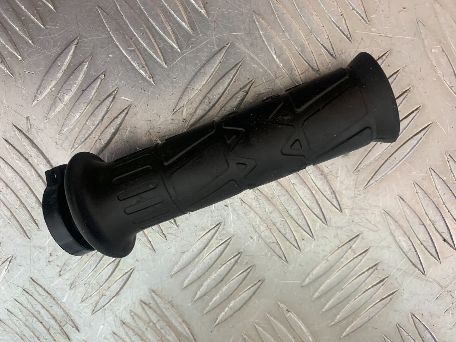 SINNIS TERRAIN 125 THROTTLE TWIST GRIP  YEAR 2024 (CMB1072)