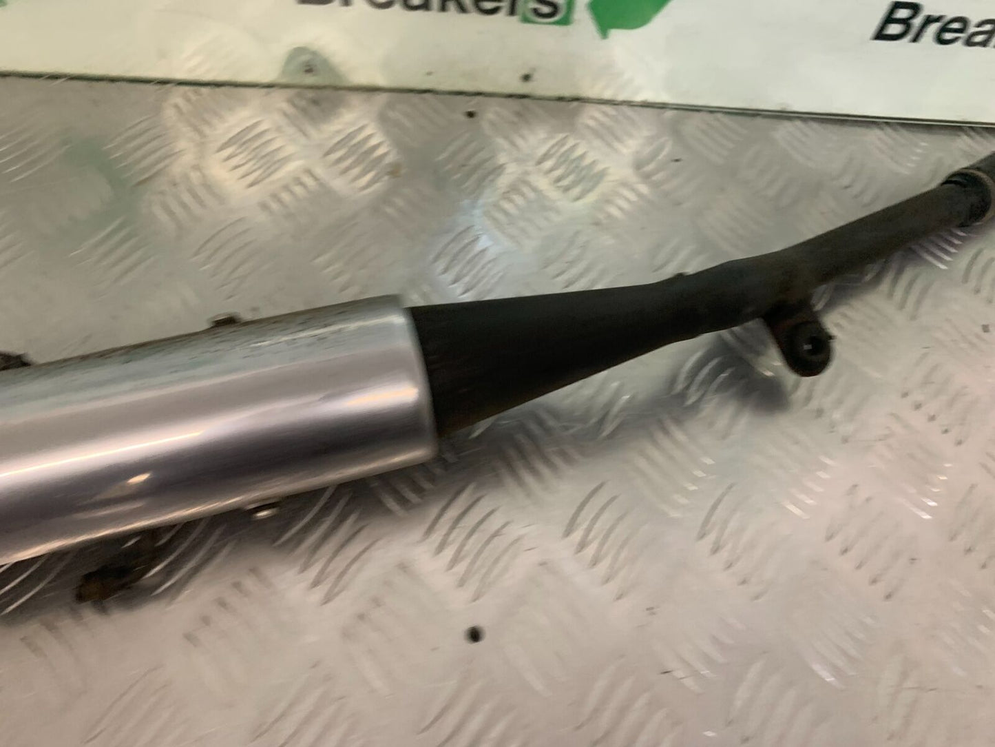 YAMAHA TDR250 TDR 250 RIGHT SILENCER  YEAR 1988-1992  (STOCK 976)