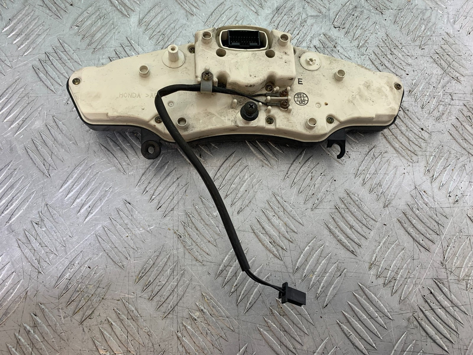 HONDA VFR800 VFR 800 V-TEC CLOCKS SPEEDO DASH  YEAR 2002 -09 (CMB1296)