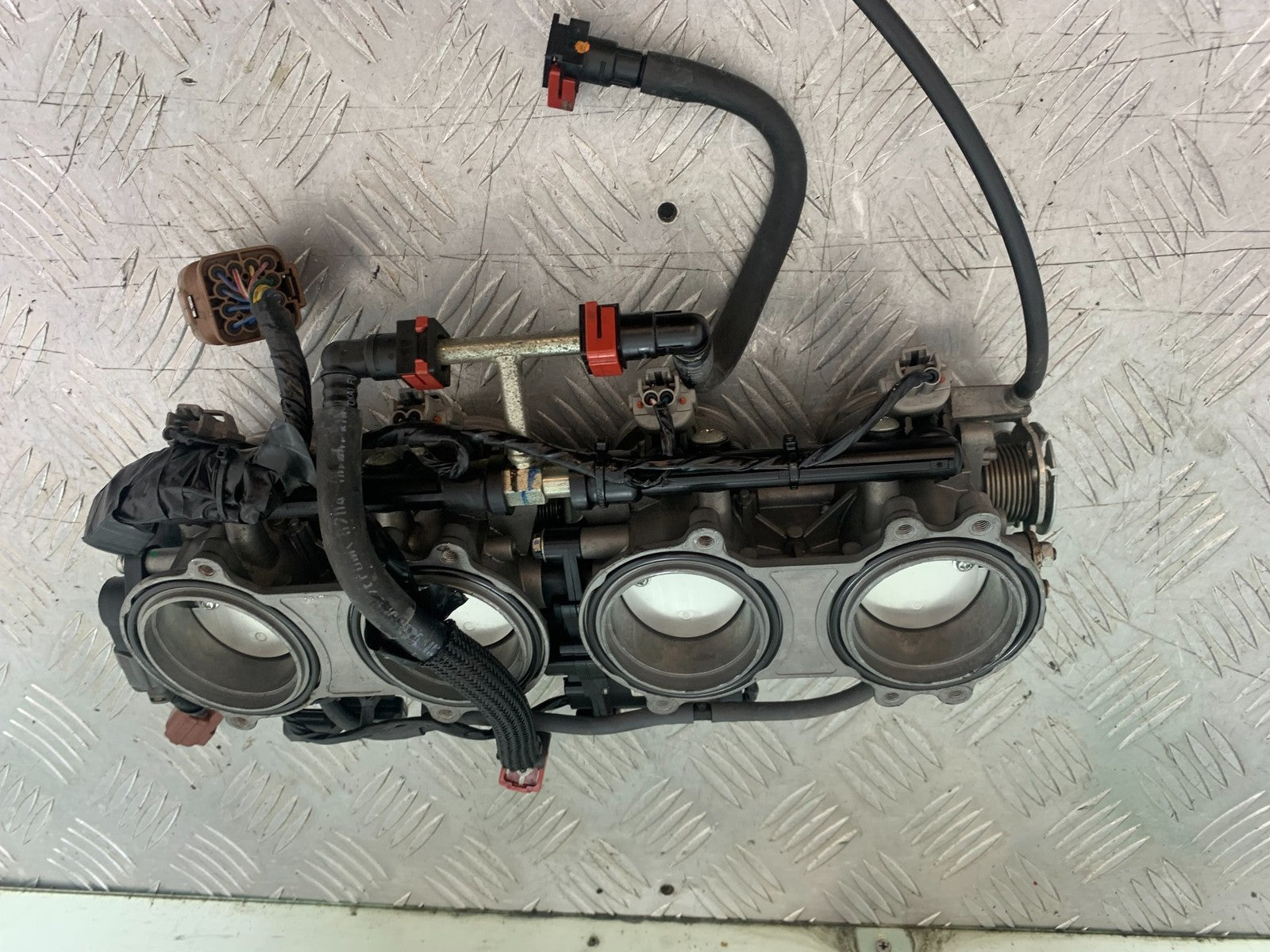 KAWASAKI ZX10R ZX10 R THROTTLE BODIES   2008-2010 (CMB1206)