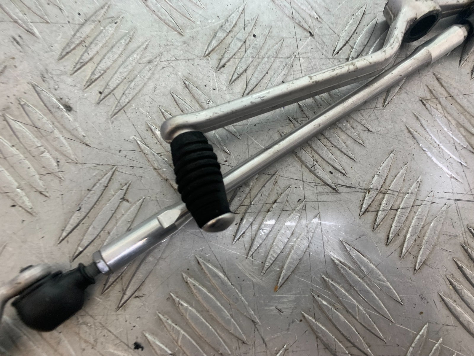 YAMAHA YZF R1 14 B BIG BANG GEAR LEVER  2009-14 (CMB1175)