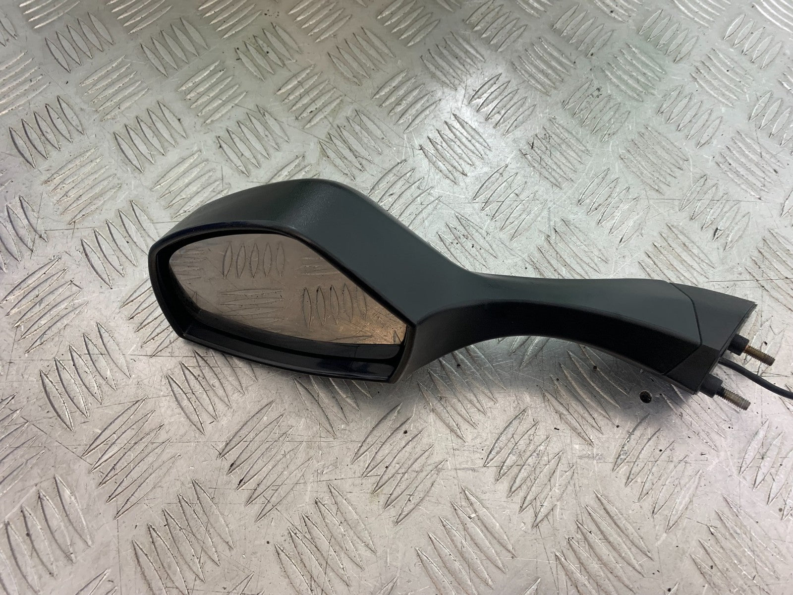 TRIUMPH 1050 SPRINT GT LEFT MIRROR YEAR 2010-2016 (CMB1250)