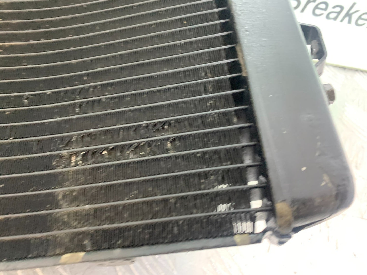TRIUMPH 675 STREET TRIPLE R RADIATOR AND FAN  YEAR 2013 - 2016 (CMB1221)