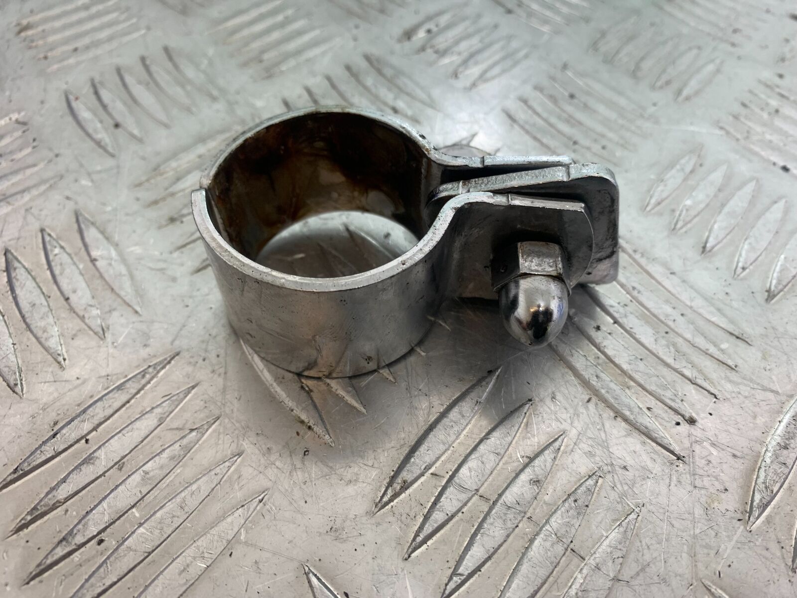 HARLEY DAVIDSON XL883 N IROD 3 X EXHAUST CLAMPS  YEAR 2020  (CMB1116)
