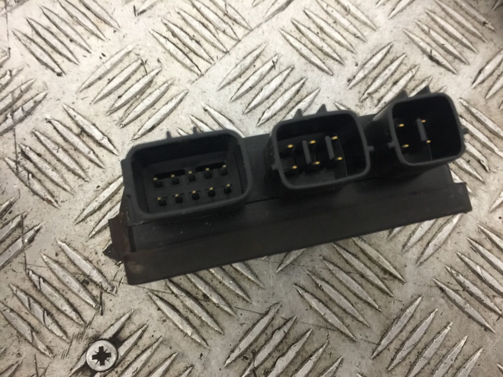 KAWASAKI VN 650 VULCAN MAIN RELAY   YEAR 2017-2021 (STOCK 705)