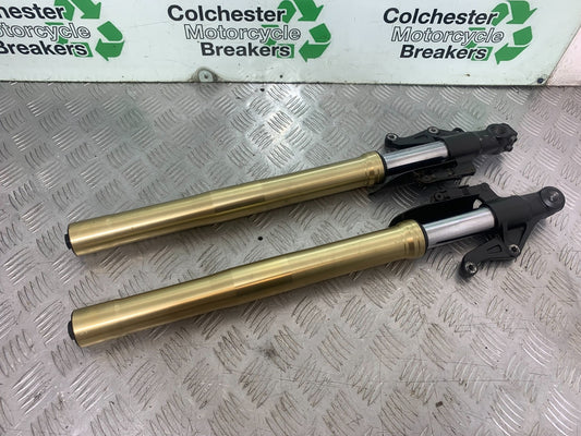 TRIUMPH 675 STREET TRIPLE FORKS  2013-2016 (CMB1186)