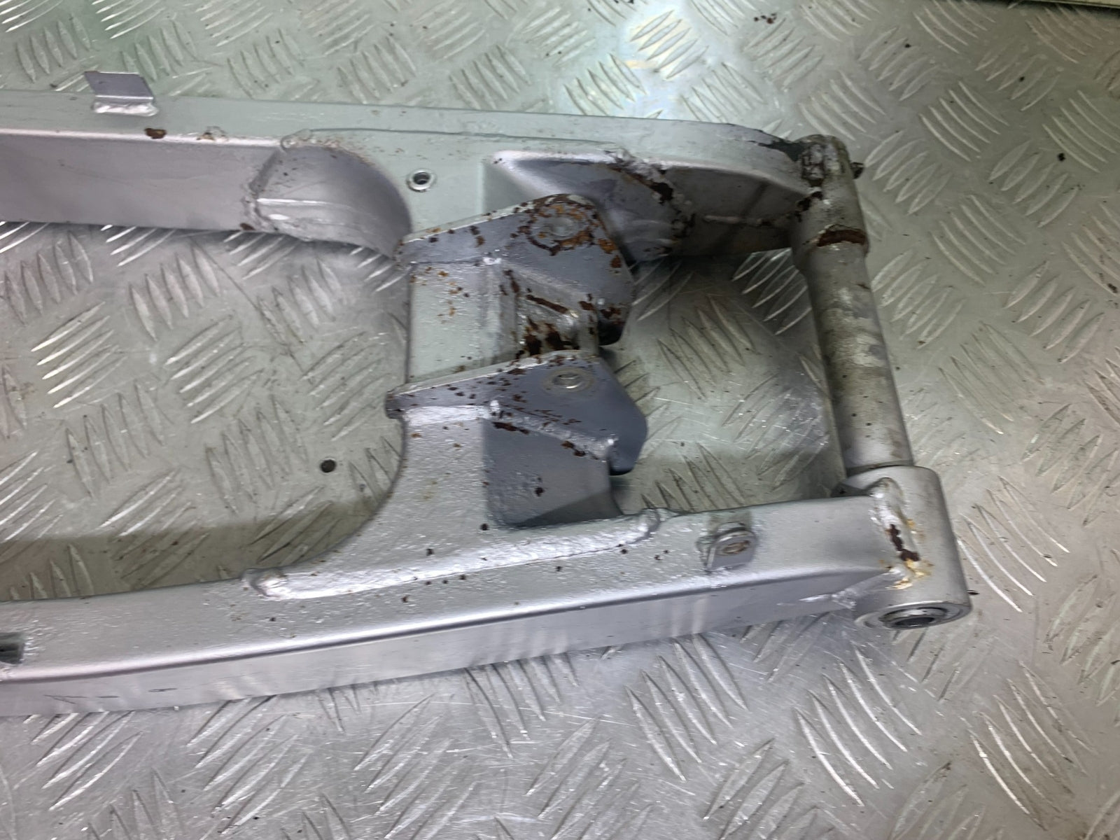 HONDA CBR600 CBR 600 F2 SWINGARM  YEAR 1991-1994(CMB1133)