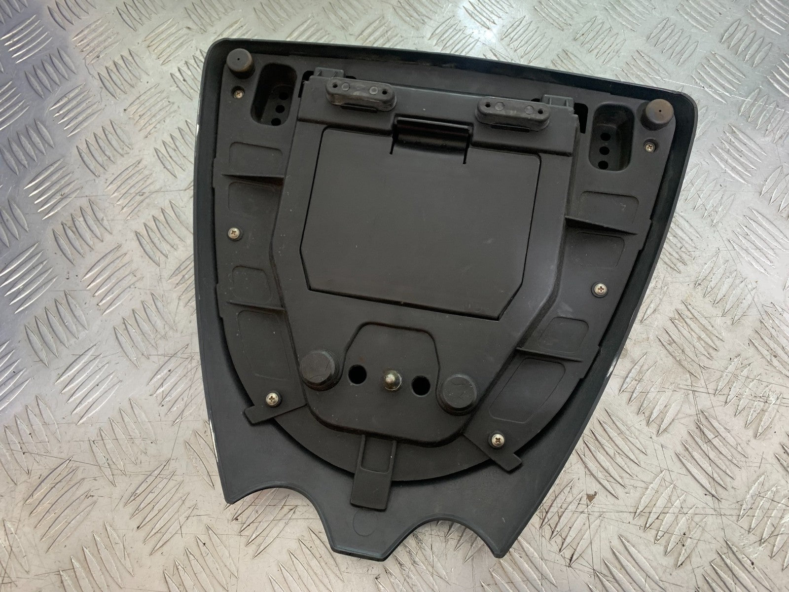 APRILIA RSV1000 RSV 1000 MILLE SEAT HUMP  1998- 2003 (CMB1184)