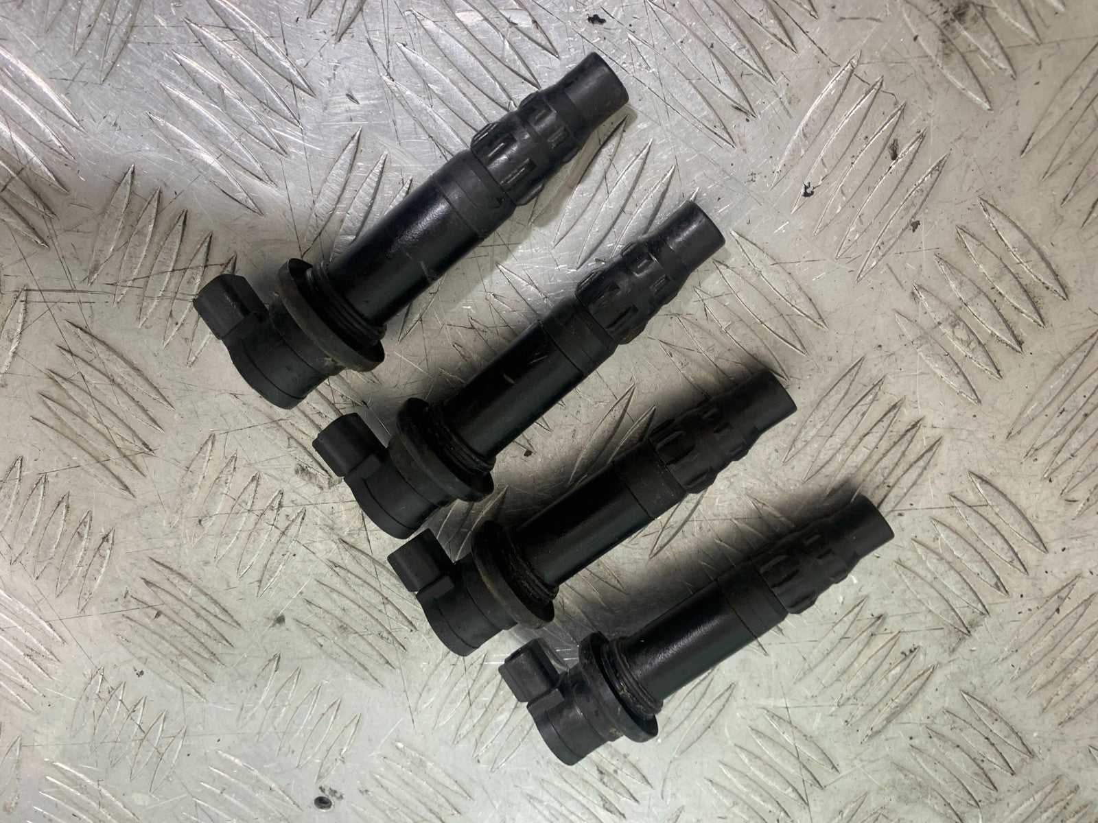 YAMAHA YZF R1 14 B BIG BANG COILS  2009-14 (CMB1175)