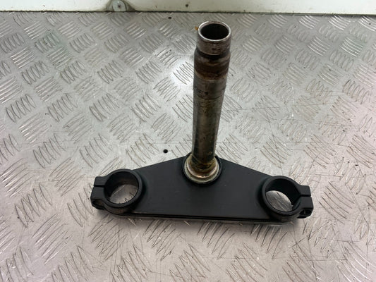 TRIUMPH 1050 SPRINT GT BOTTOM YOKE YEAR 2010-2016 (CMB1250)