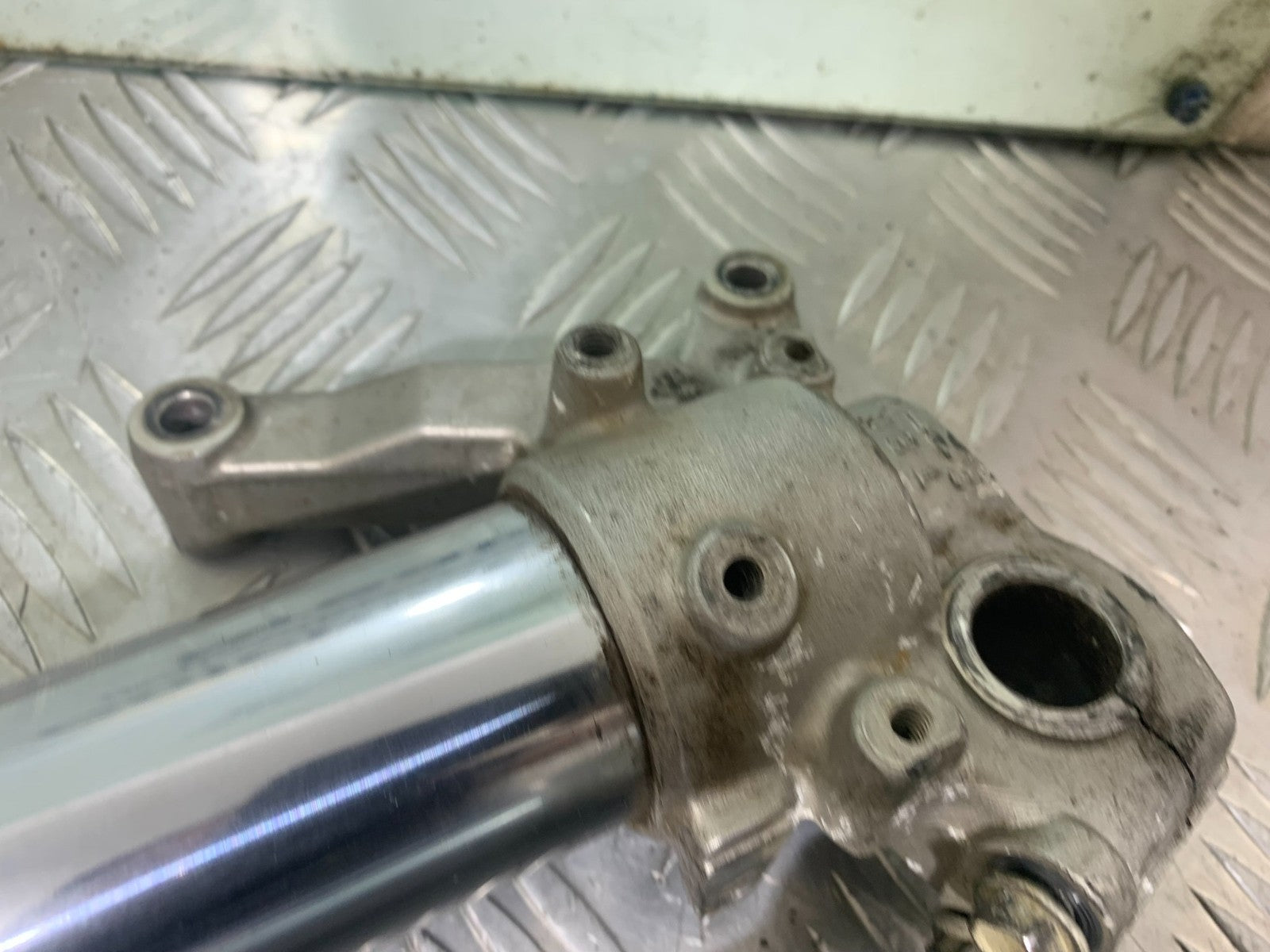 KAWASAKI KXF250 KXF 250 FORKS YEAR 2006-2008 (CMB1309)