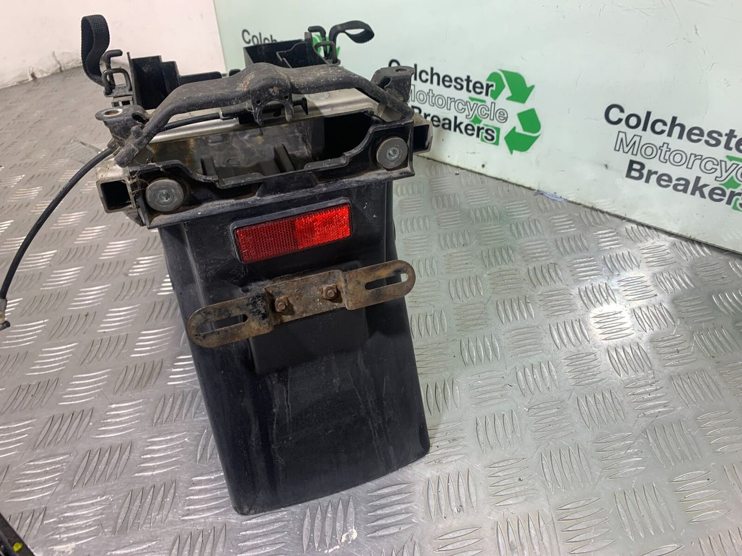 KAWASAKI ZX6R ZX6 J REAR MUDGUARD AND SUBFRAME YEAR 2000 (CMB1129)