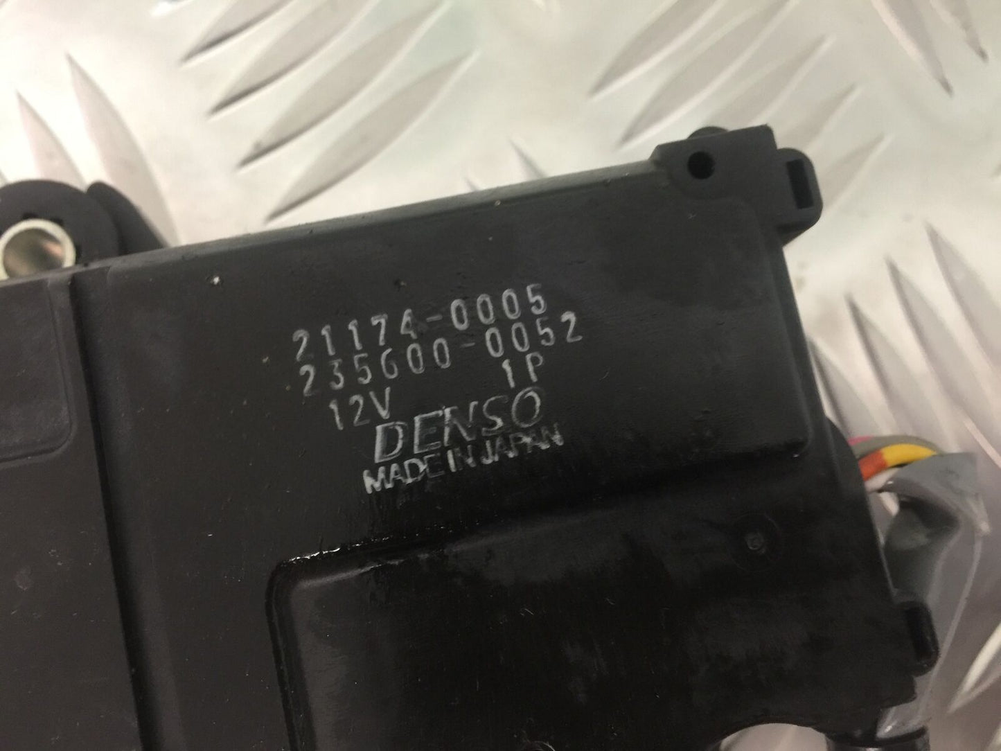 KAWASAKI Z1000 SX SERVO MOTOR  YEAR 2011-13 (STOCK 911)