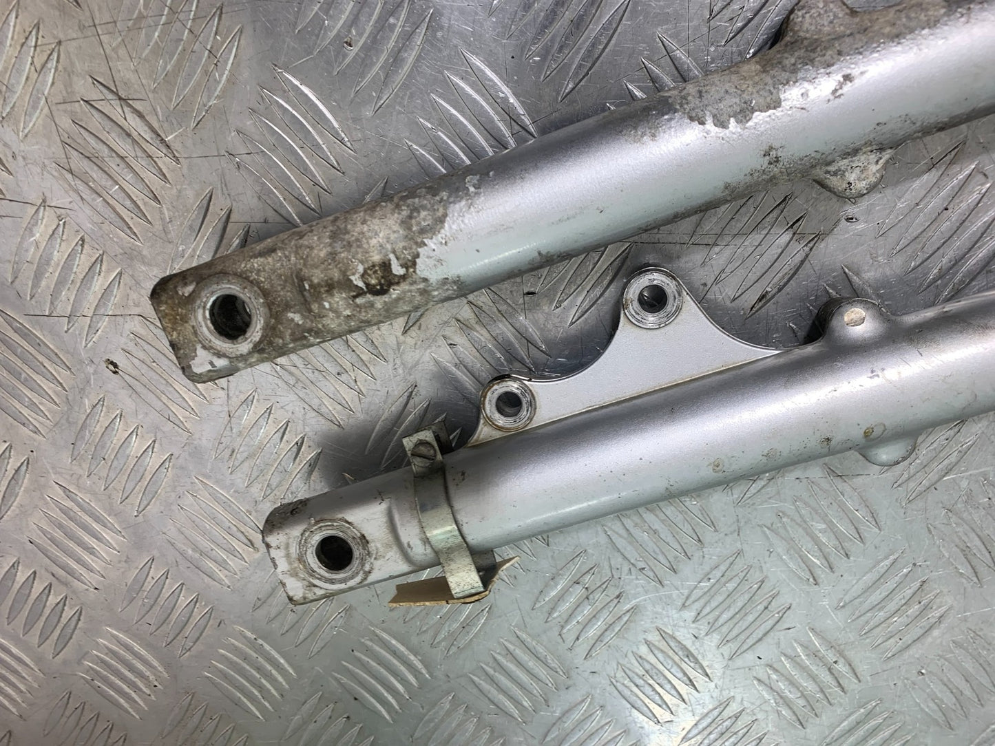 YAMAHA YBR125 CUSTOM FORKS  YEAR 2008-2016 (CMB1192)