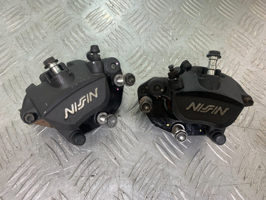 KAWASAKI 650 VERSYS FRONT BRAKE CALIPERS YEAR 2015-2018 (CMB1288)