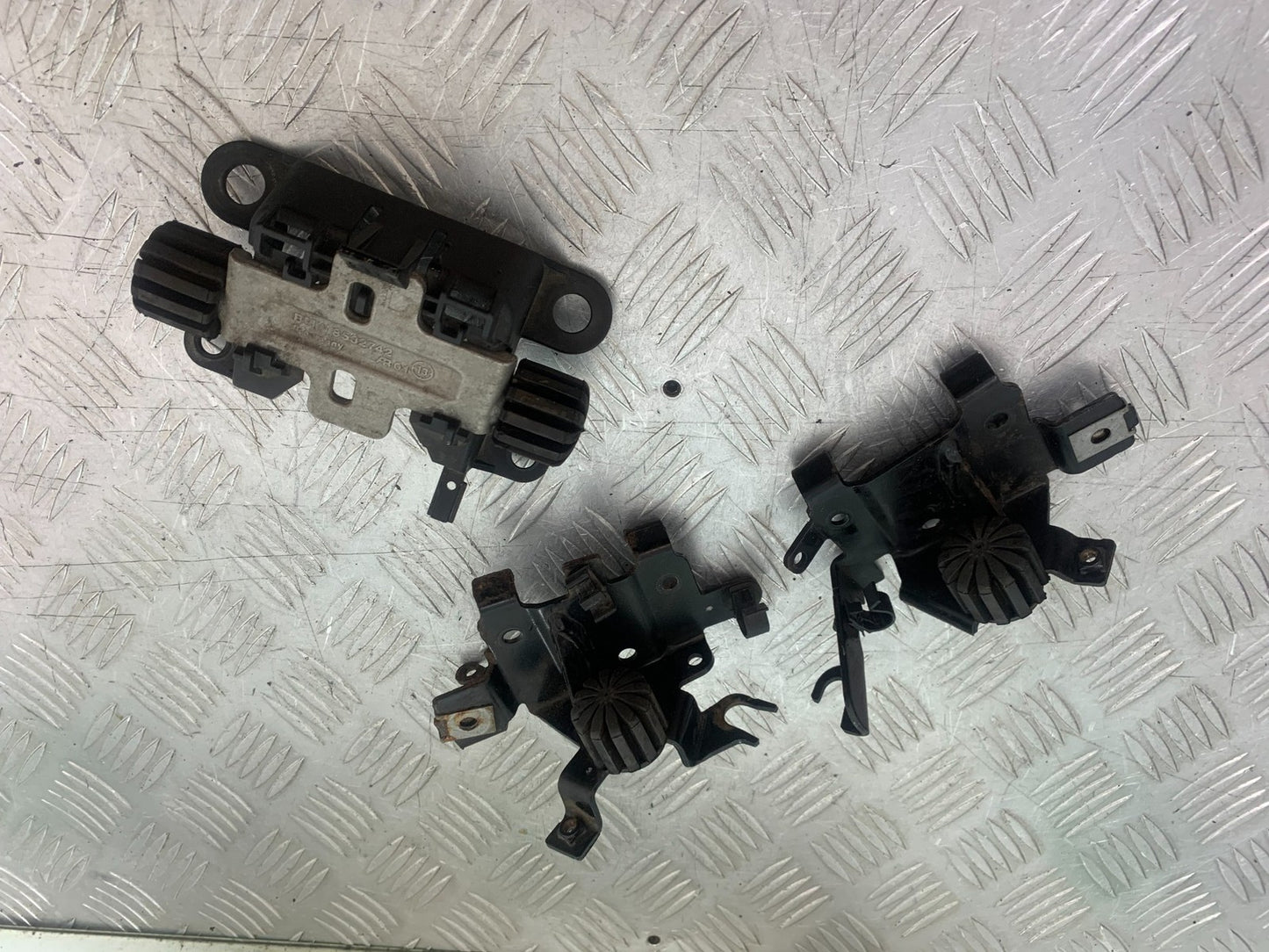 BMW R1200 R 1200 GS PETROL TANK BRACKETS  YEAR 2013-2016 (CMB1257)
