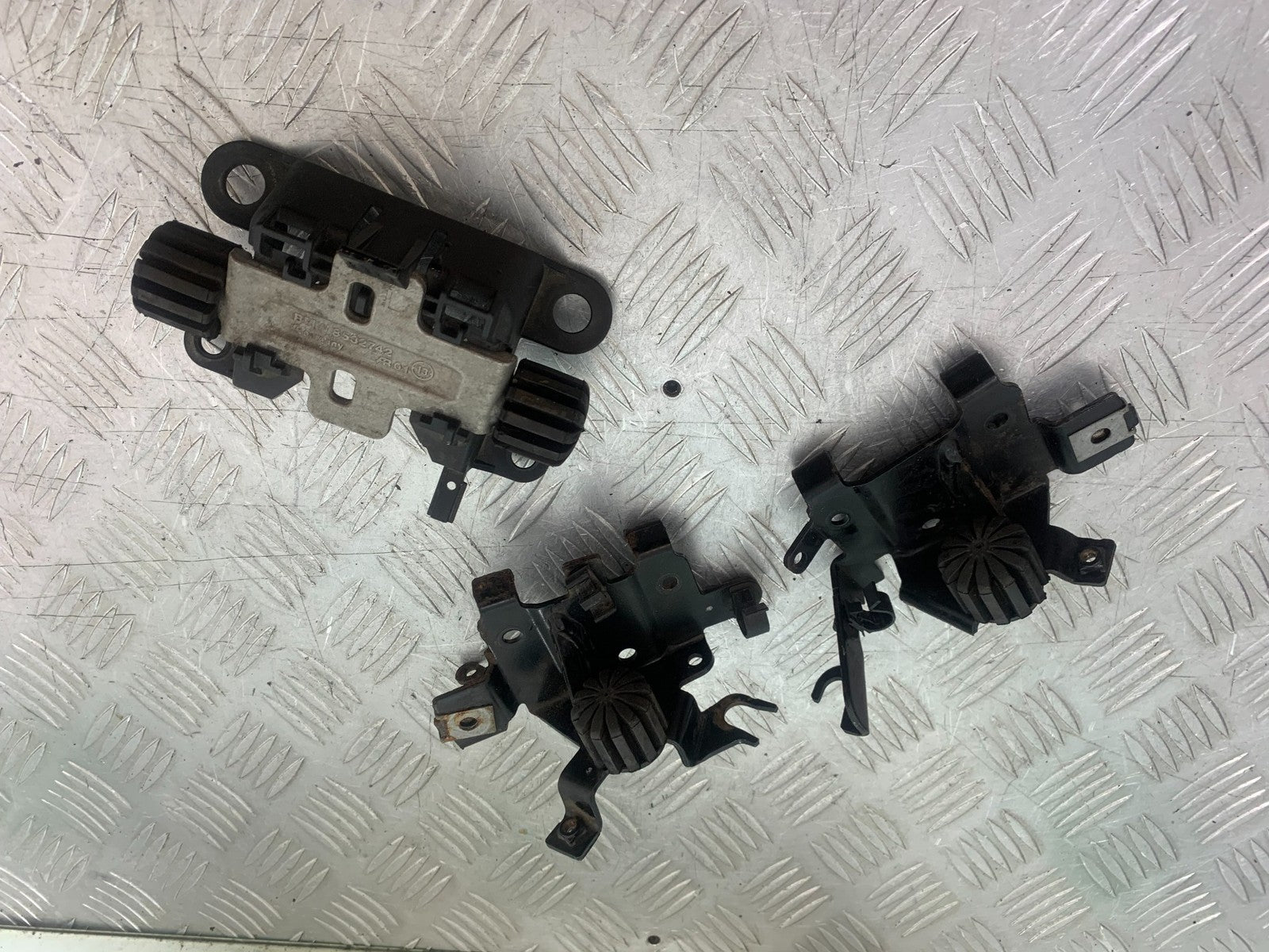 BMW R1200 R 1200 GS PETROL TANK BRACKETS  YEAR 2013-2016 (CMB1257)