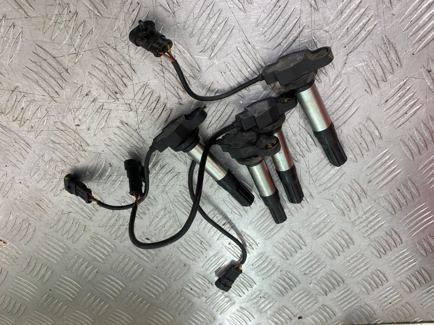 APRILIA TUONO 1000 V4R COILS AND CAPS   YEAR 2011-13  (CMB1331)