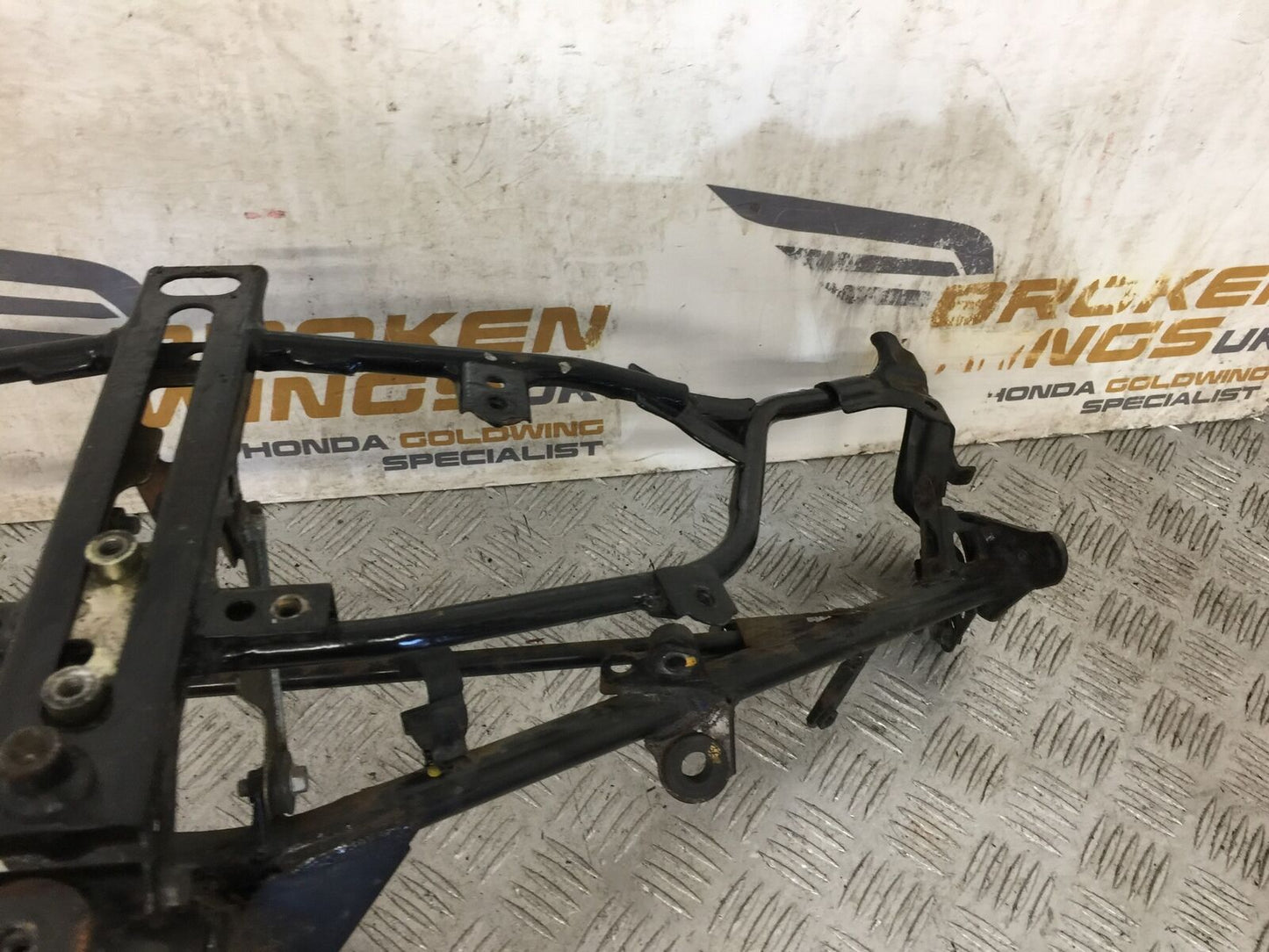 HONDA GL1800 GL 1800 FAIRING BRACKET  YEAR 2004-10 ABS (STOCK 890)