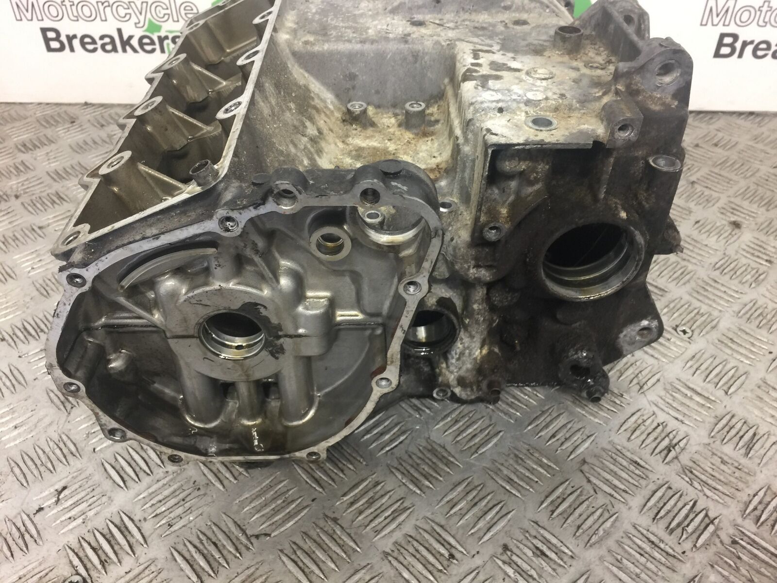 KAWASAKI ZXR400 ZXR 400 L CRANK CASINGS  YEAR 1991 1994