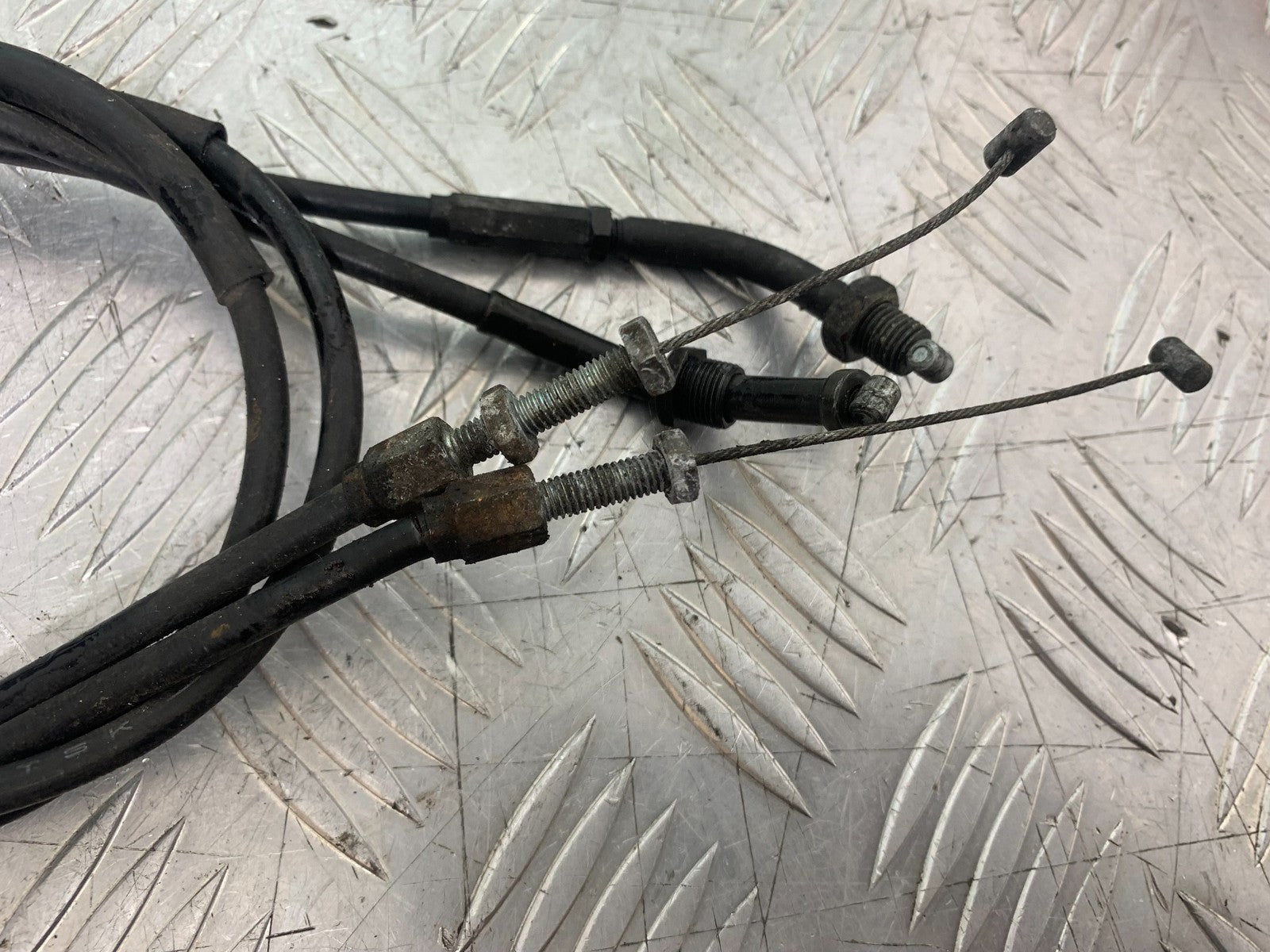 HONDA VFR800 PRE V-TEC THROTTLE CABLES  YEAR 1998-2001 (CMB1233)