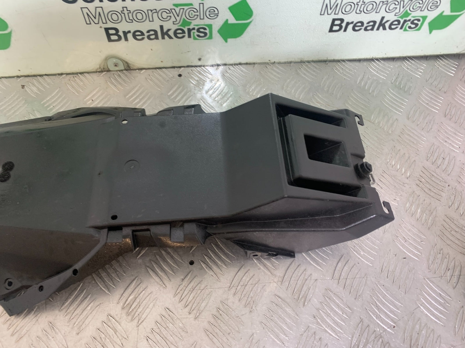 KAWASAKI Z125 Z 125 UNDERTRAY YEAR  2018-2023 (CMB1167)
