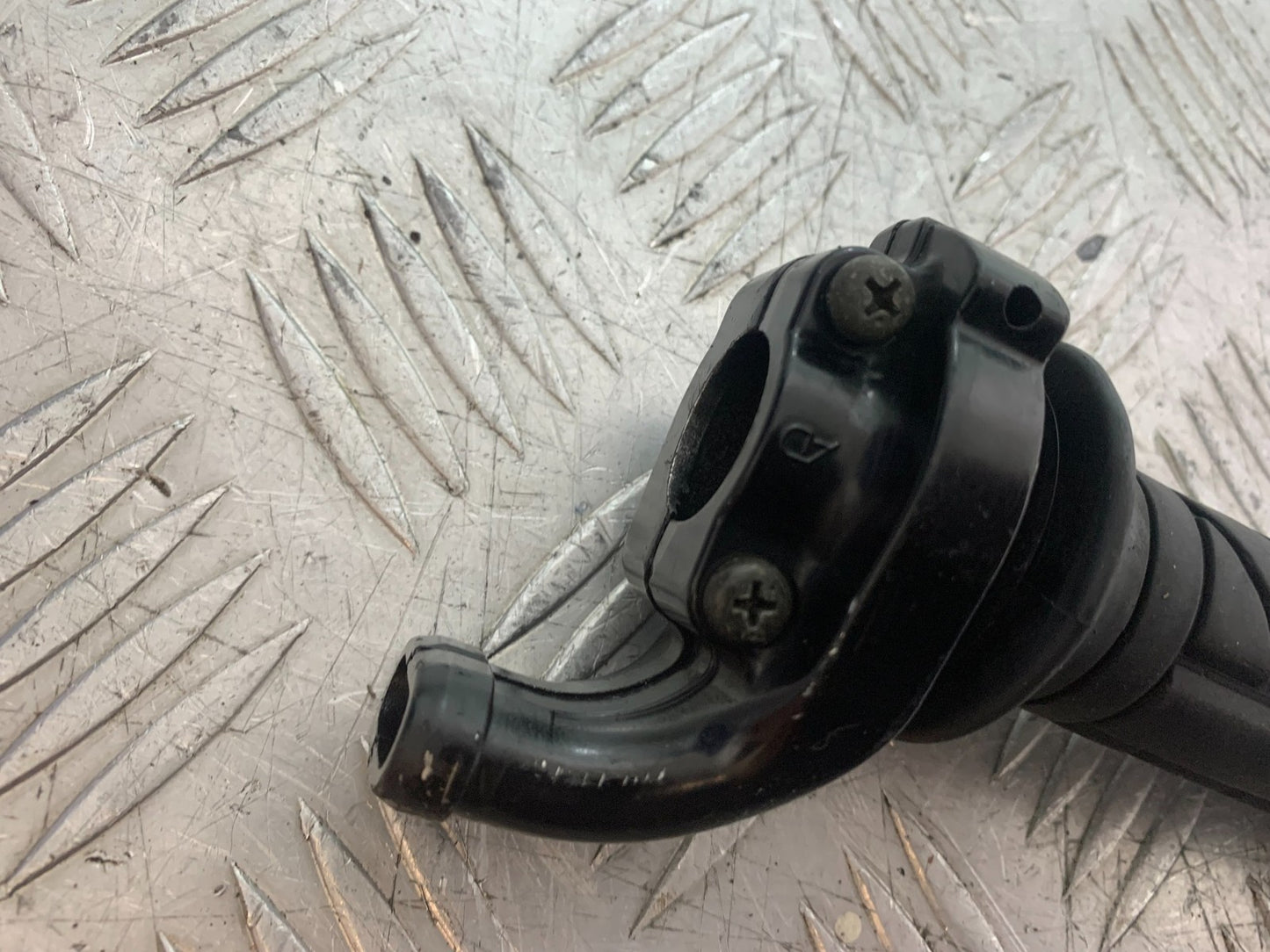 SUZUKI SV1000 SV 1000 S THROTTLE AND GRIP   YEAR 2003-2007 (CMB1293)