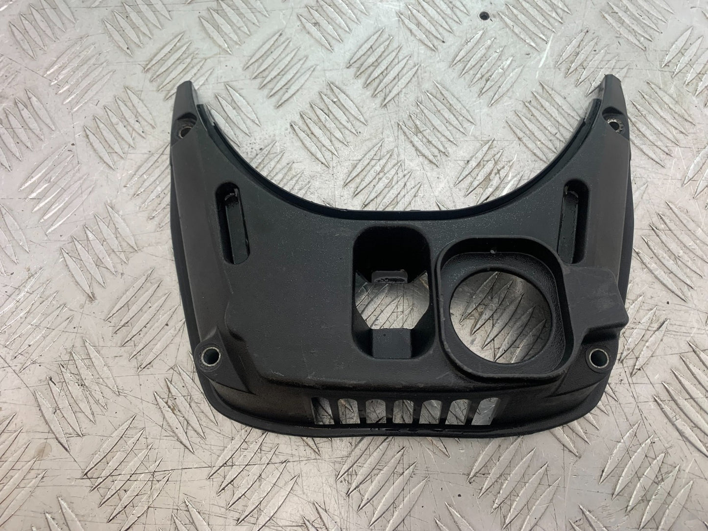 PIAGGIO VESPA GTS 125 PETROL CAP INFILL COVER YEAR 2009-14 (CMB1261)
