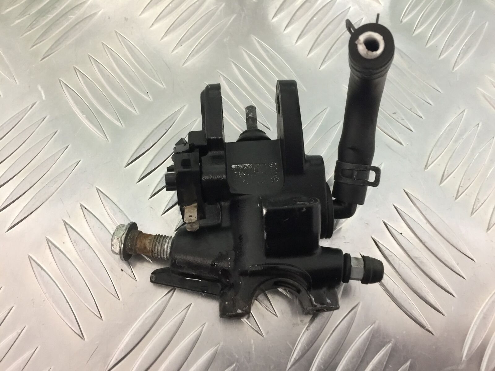 KAWASAKI Z1000 Z 1000 FRONT MASTER CYLINDER  YEAR 2007-2009  (STOCK 927)