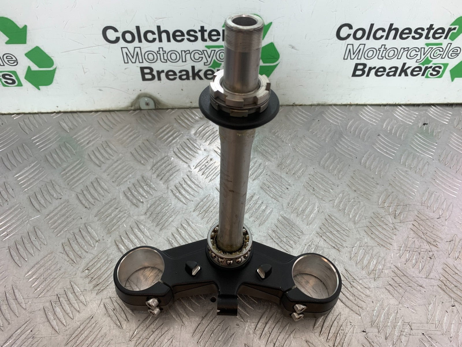 TRIUMPH TRIDENT 660 BOTTOM YOKE  YEAR 2021-2024 (CMB1295)