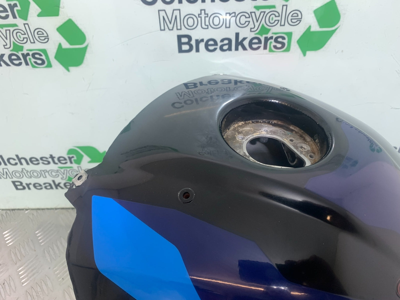 BMW M1000 R PETROL TANK YEAR 2023-2024 (CMB1140)