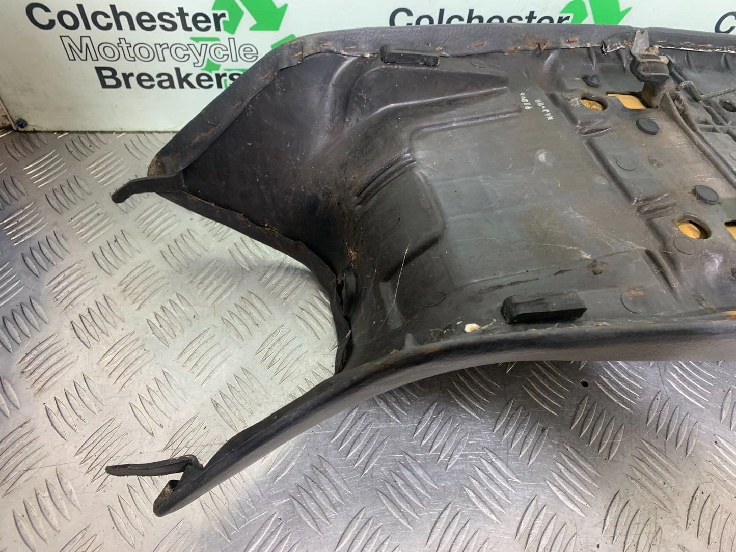 HONDA ST1100 PAN EUROPEAN SEAT  YEAR 1993-2001 (CMB1195)