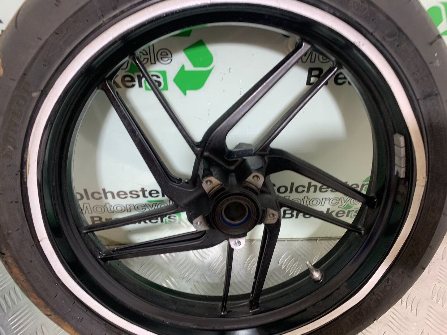 DUCATI 1199 PANIGALE FRONT WHEEL   YEAR 2012-2014 (CMB1047)