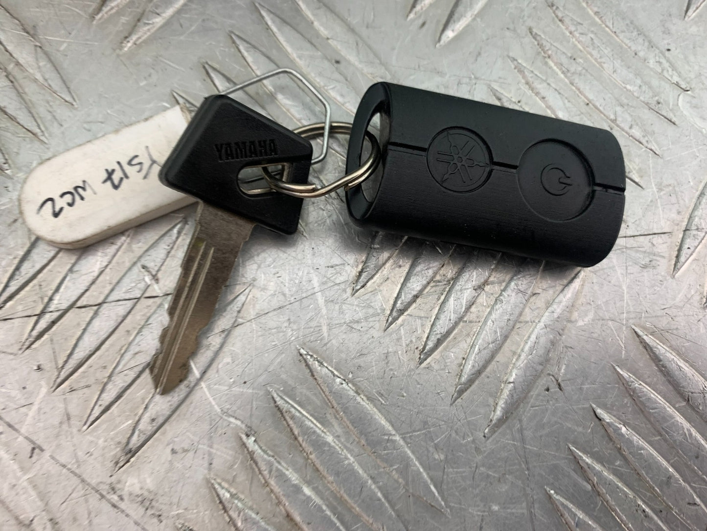 YAMAHA XMAX 300 ECU LOCKS KEY   YEAR 2017-2020 (CMB1218)