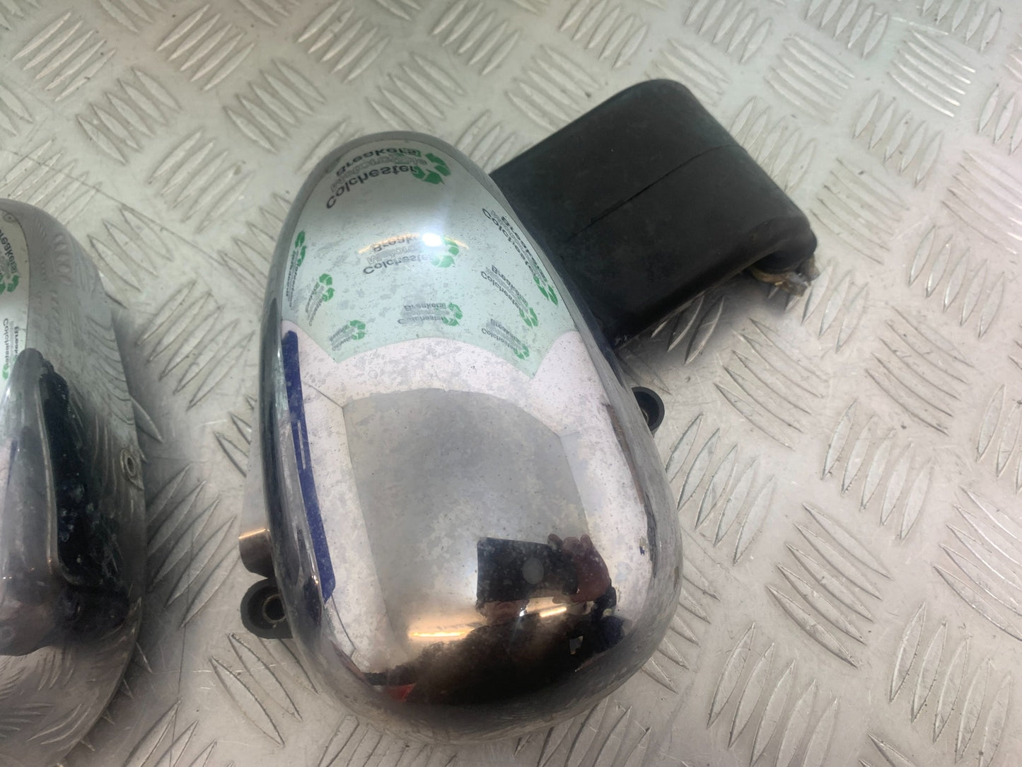 YAMAHA XV535 XV 535 VIRAGO LEFT AND RIGHT SIDE PODS  YEAR 1994-02 (CMB1139)