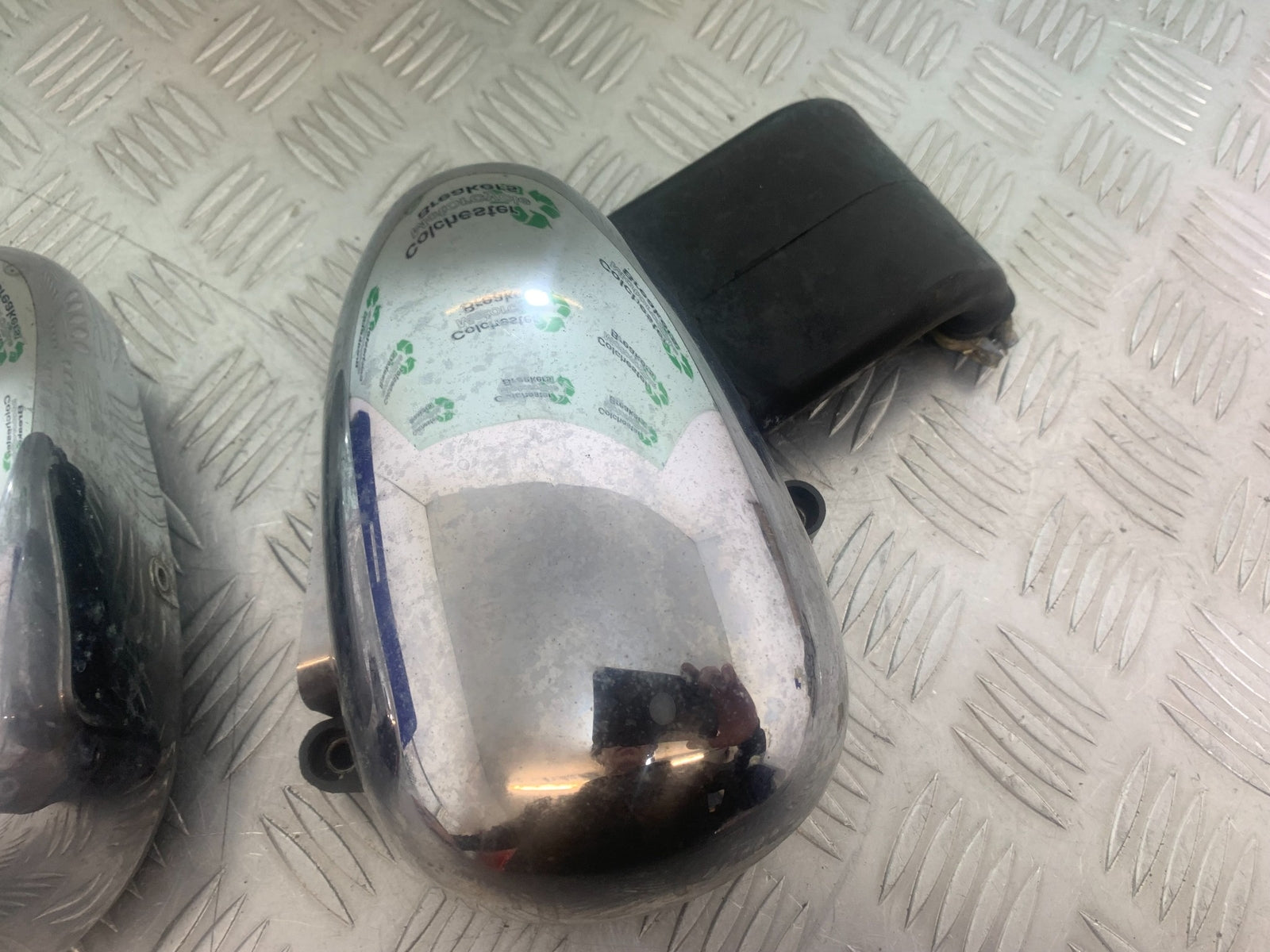 YAMAHA XV535 XV 535 VIRAGO LEFT AND RIGHT SIDE PODS  YEAR 1994-02 (CMB1139)